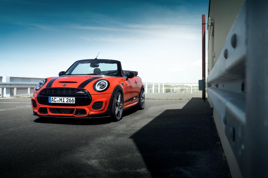 Mini Cooper Works Cabrio by AC Schnitzer (F57) 2018 года  (фото 1 из 3)